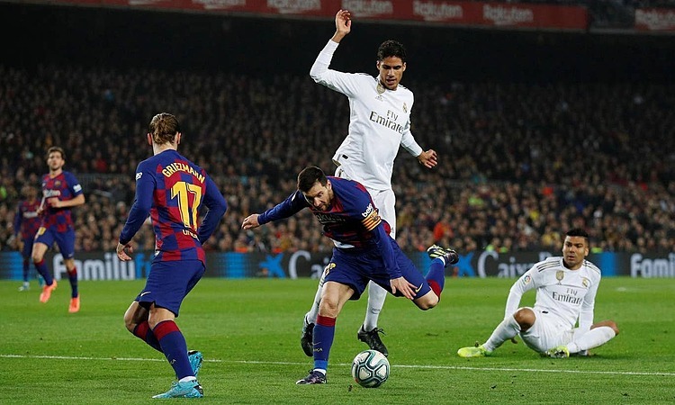 Messi bỏ lỡ cơ hội trong hiệp hai. Ảnh: Reuters.